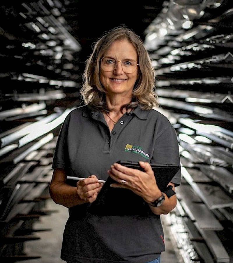 Iris Büscher